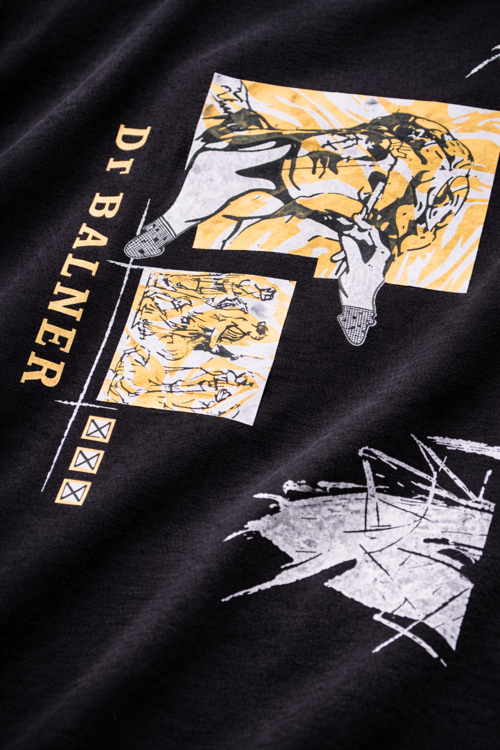 DIEALNER BLACK TSHIRT